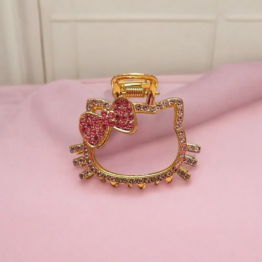 ⭐️3/$25⭐️ Hello Kitty Pink And Clear Gold Tone Rhinestone Hair Clip